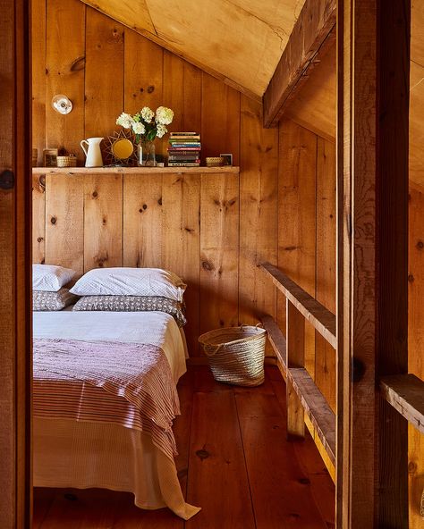 Simple Cabin, Ikea Built In, Cabin Aesthetic, Cabin Bedroom, Custom Millwork, New York Homes, Above Bed Decor, Cabin Interiors, Ski Lodge