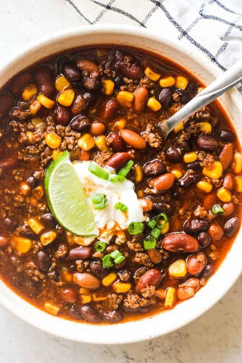 Ground Bison Chilli, Instant Pot Bison Chili, Bison Chili Recipe Slow Cooker, Ground Bison Chili, Bison Chili Crockpot, Healthy Bison Chili, Healthy Bison Recipes, Chili In Instant Pot, Chili Recipe Instant Pot