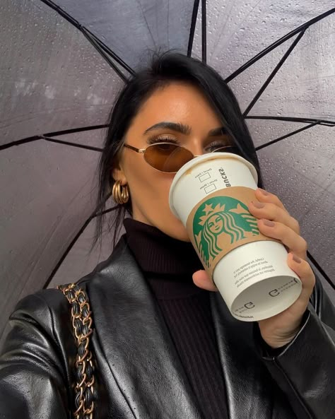 Coffee Aesthetic Instagram Post, Sipping Coffee Aesthetic, Sipping Coffee Pose, Sunglasses Aesthetic Photography, Starbucks Photoshoot Ideas, Drinking Coffee Photography, Thursday Aesthetic, Coffee Instagram Post, Starbucks Coffee Aesthetic