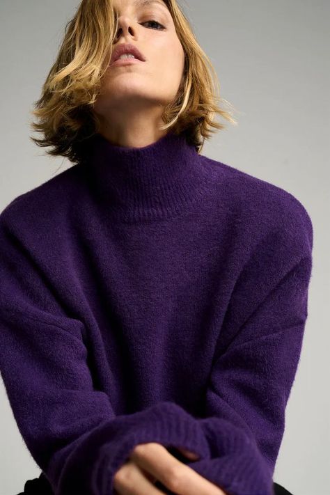 Purple Sweater Outfit, Knit Sweater Outfit, Alpaca Wool Sweater, Turtleneck Outfit, Sweater Outfit, Purple Outfits, High Neck Sweater, Long Sleeve Knit Sweaters, Round Neck Sweatshirts