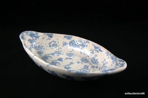 Bybee Pottery 10 Au Gratin Dish Blue on by soflacollectors86 Bybee Pottery, Gratin Dish, Family Members, Kentucky, Year Old, Stoneware, Blue And White, Bowl, Ceramics