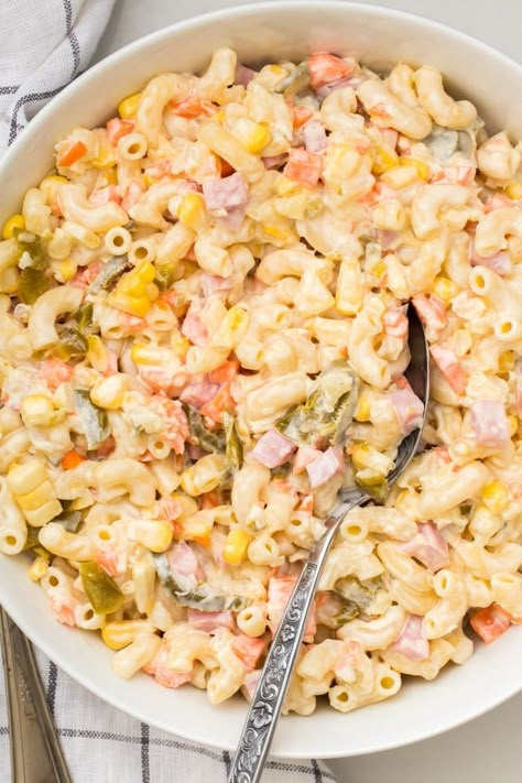 Mexican Macaroni Salad Mexican Luncheon Ideas, Macaroni Salad Mexican Style, Mexican Macaroni Salad Pioneer Woman, Mexican Macaroni Salad With Ham, Pasta Salad Recipes Mexican, Coditos Salad, Pasta Salad Mexican, Mexican Macaroni Salad Recipe, Pasta Mexicana