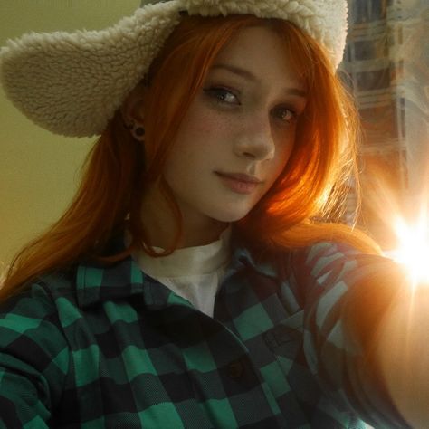 Wendy Aesthetic Gravity Falls, Gravity Falls Wendy Cosplay, Wendy Gravity Falls Costume, Wendy Corduroy Cosplay, Wendy Gravity Falls Cosplay, Gravity Falls Shifting, Wendy Corduroy Aesthetic, Wendy Gravity Falls Aesthetic, Wendy Courderoy