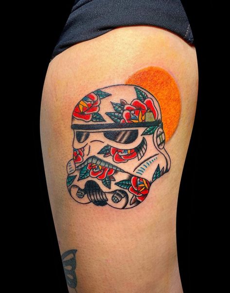 90s Movie Tattoos, Star Wars American Traditional Tattoo, Nerdy Traditional Tattoo, American Traditional Star Wars Tattoo, Traditional Star Wars Tattoo, Storm Trooper Tattoo, Star Wars Tattoo Sleeve, Full Back Tattoo, Tattoo Memes