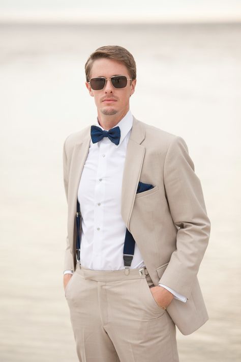 Loving this Beige and Navy Blue Groom's Suit!    Gold & Navy Inspiration Shoot from Fabulously Chic Weddings + Jamie Lee Photography    Read more - http://www.stylemepretty.com/florida-weddings/2013/11/18/gold-navy-inspiration-shoot-from-fabulously-chic-weddings-jamie-lee-photography/ Beige Suits Wedding, Navy Blue Groom, Navy Inspiration, Costume Beige, Cream Suit, Beige Suits, Beach Attire, Wedding Groomsmen, Groomsmen Suits