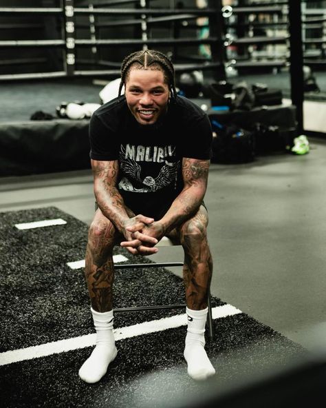 Gervonta Davis Braids, Tank Davis, Boxer Aesthetic, Gervonta Davis, Boxing Images, Boxing Posters, Boxing History, Champions Of The World, Gym Fits