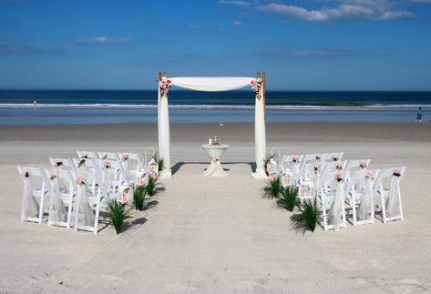 Daytona Beach Wedding, Cheap Beach Wedding, Affordable Wedding Decorations, Beach Wedding Arch, Beach Wedding Venues, Beach Wedding Locations, Diy Beach Wedding, Beach Wedding Colors, Wedding Ceremony Ideas