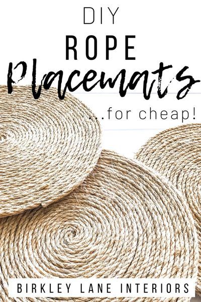 Place Matts Ideas, Diy Rattan Placemats, How To Make Place Mats Diy, Coiled Rope Placemats Diy, Bobo Placemats, Placemat And Charger Ideas, Diy Table Placemats Ideas, Making Placemats Diy, Macrame Placemats Diy