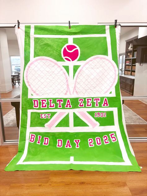 #bidday #sorority #sororitybidday #sororitybanner #banner #bannertemplate #bannerideas #college #collegelife #deltazeta #art #painting #paint #artwork Sorority Banner, Sorority Bid Day, Sorority Life, Bid Day, Banner Template, College Life, Fabric Painting, Sorority, Banner Design