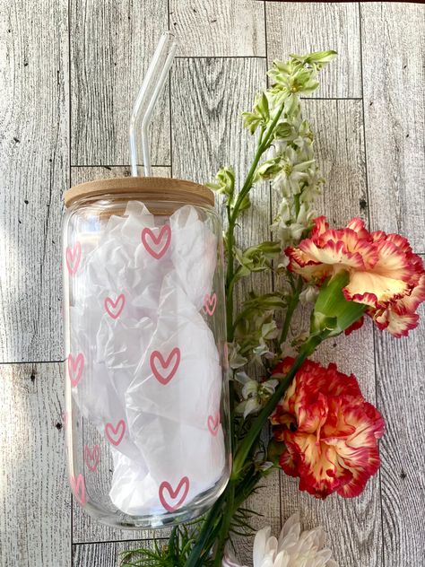 Glass Cup Painting Ideas Aesthetic, Drawing On Glass Cups, Dream Magic, Cute Pink Heart, Beer Glass Can, Pink Heart Pattern, Cute Coffee Cups, Drinking Cups, Painted Jars