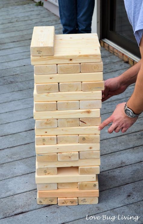 Yard Jenga, Beer Opener Wall Mount, Jenga Diy, Giant Jenga Game, Summer Party Diy, Backyard Bbq Party, Diy Backyard Wedding, Giant Jenga, Jenga Blocks