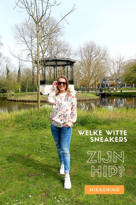 Witte sneakers Fashionable Shoes, Sneakers Addict, Spice Girls, Sneakers Fashion, Fashion Blogger, Sneakers