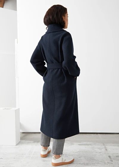 Belted Oversized Wool Coat - Navy - Woolcoats - & Other Stories Oversized Wool Coat, Crinkle Top, Wool Coats, Wool Coat Women, How To Clean Iron, Gray Design, Fashion Story, Wool Coat, Jean Outfits