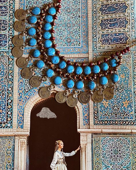 Afghan Jewelry Aesthetic, 2025 Moodboard, Afghan Culture, Kurdish Clothes, Eastern Culture, Jewellery Photography Inspiration, Middle Eastern Culture, Jewellery Diy, Jewellery Photography