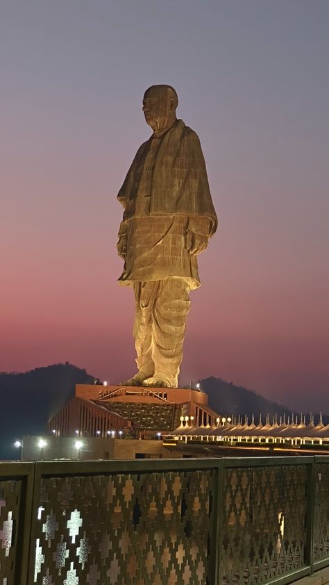 World's Tallest Monument - The Statue of Unity, is more likely to be a colossal structure facing Sardar Vallabhbhai Patel.
.
A rich cultural heritage of "Unity of Diversity" Statue of Unity is a must-visit attraction in Gujarat.
.
#StatueOfUnity #SardasarobarDam #beautifuldestinations #journey #travel #ahmedabad #Kevadiya #statueofunitytourism #digitalmarketing  #SEO #SMO #Jaipur #SEOJaipur #SMOJaipur #SMOService #SEOService #branding #onlinemarketing #dotline #dotlinecreations #dotlinejaipur Sardar Vallabhbhai Patel, Statue Of Unity, Book Cover Diy, Photo Art Gallery, Stylish Watches, Cultural Heritage, Seo Services, Chains For Men, Beautiful Destinations