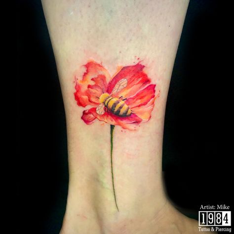 Poppy Bee Tattoo, Poppy And Bee Tattoo, Bee And Poppy Tattoo, Bee Watercolor Tattoo, Poppy Flower With Bee Tattoo, Watercolor Bumblebee Tattoo, 1984 Tattoo, Bumble Bee With Flower Wings Tattoo, Tattoo Bee