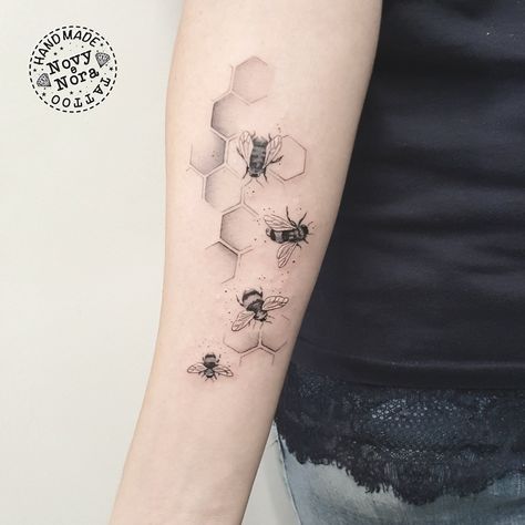 Filler For Floral Sleeve, Bee And Honey Comb Tattoos For Women, Bee Tattoo Dotwork, Floral Honeycomb Tattoo Sleeve, Fine Line Honeycomb Tattoo, Honey Bee Tattoo Design, Honeycomb Tattoo Filler, Honeycomb Tattoo Sleeve, Honeybee Tattoo