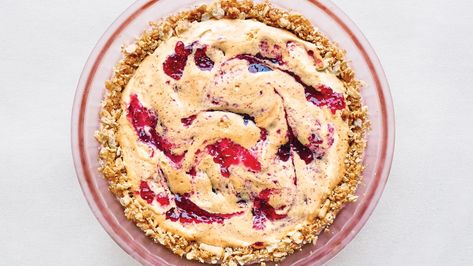 14 Pretty Pie Plates That Will Inspire You to Bake More | Epicurious Ice Cream Pie Recipe, Ice Cream Pie, Compote Recipe, Frozen Pie, Cream Pie Recipes, Best Pie, No Churn Ice Cream, Ice Cream Pies, Peanut Brittle