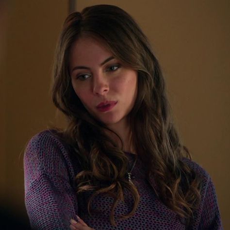 1×02 “Honor Thy Father”Thea: Purple Netted Sweater Thea Queen Arrow, Netted Sweater, Arrow Season 1, Eric Coulter, Willa Holland, Thea Queen, Katie Cassidy, Danielle Campbell, Oliver Queen