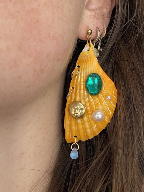 unique & handmade earrings Unique Handmade Shell Earrings, Handmade Bohemian Shell Earrings, Ocean Academia, Mermaid Jewelry Diy, Ocean-inspired Shell Earrings, Scallop Shell Craft, Handmade Ocean-inspired Dangle Shell, Seashell Jewelry Diy, Sun And Moon Earrings