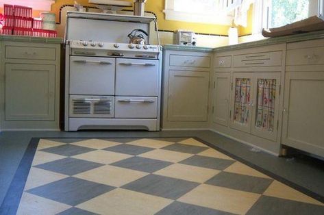 Contemporary Linoleum, Eco Flooring Ideas for Modern Interior Design Linoleum Kitchen Floors, Marmoleum Floors, Inexpensive Flooring, Vinyl Flooring Kitchen, Kitchen Vinyl, Checker Board, Eclectic Kitchen, Linoleum Flooring, Best Flooring