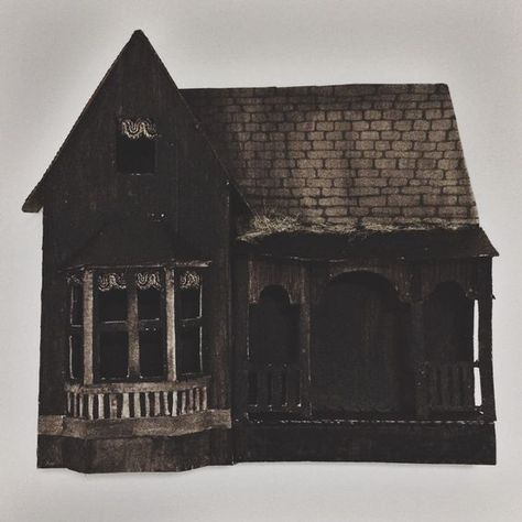 Pizza Box, Southern Gothic, House On A Hill, Nightingale, Coraline, Art Plastique, Haunted House, Resident Evil, A House