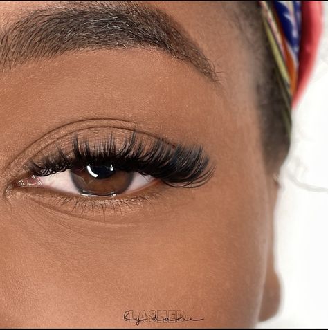 Small Eyelashes Extensions, Natural Wispy Wet Lash Extensions, Classic Lashes Black Women, Natural Lash Extensions Small Eyes, Small Natural Lash Extensions, Lashes Small Eyes, Lashes On Black Women, Natural Wet Set Lash Extensions, Lash Extensions Wet Set