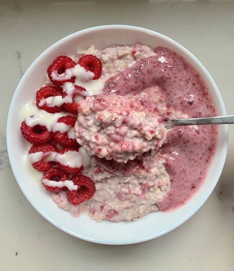 Princess Food, Yoghurt Bowl, Long Champ, Aesthetic Health, Pink Pilates Princess, Raspberry Coconut, Pink Pilates, Pilates Princess, Pink Foods