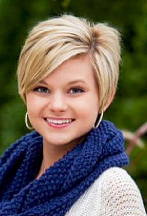 Voluminous Pixie, Short Hair Cuts For Round Faces, Long Pixie Hairstyles, Long Pixie, Round Face Haircuts, Best Short Haircuts, Short Hair Styles For Round Faces, Short Pixie Haircuts, Round Faces