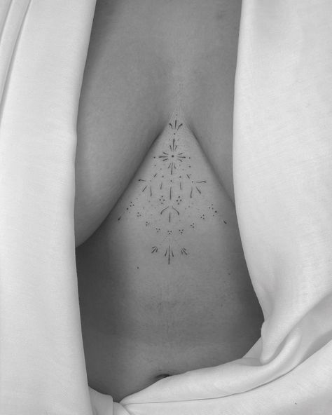 ✤ Delicate Sternum Tattoo ✤ Crafted with precision and love for fine line art. Let your body tell a story through beautiful designs. Ready to create something uniquely yours? ✨ To schedule an appointment or request a consultation, comment ‘DM’ and let’s get chatting about your next beautiful tattoo xx Fine line tattoo Tattoo Artist Body Art Delicate Sternum Tattoo, Sternum Underboob Tattoo, Fine Line Art, Underboob Tattoo, Fine Line Tattoo, Tiny Tattoo, Beautiful Tattoo, Sternum Tattoo, Line Tattoo