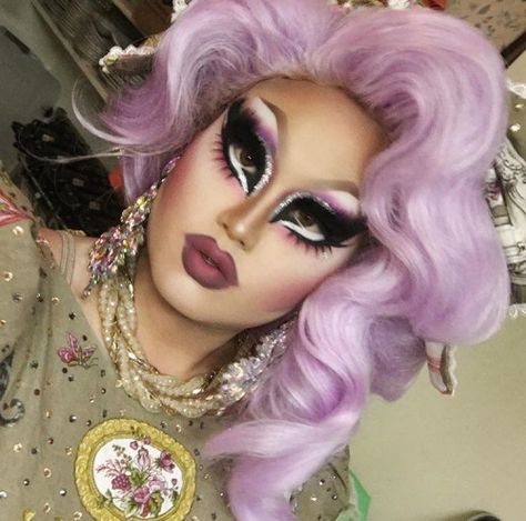 Who I Want To Be, Drag Make-up, Rupaul Drag Queen, Drag Queen Makeup, Pride Makeup, Kim Chi, Face Art Makeup, Drag Makeup, Queen Makeup