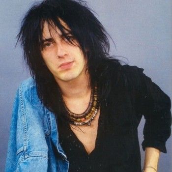 Boyfriend Reveal, Izzy Stradlin, Steven Adler, Duff Mckagan, Jeffrey Dean, Glam Metal, Axl Rose, Pop Rock, Hairstyles Short