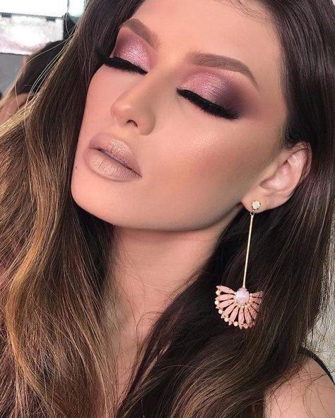 Makeup 2018, Glam Makeup Tutorial, Pink Eye Makeup, Chic Makeup, Plum Dress, Best Makeup Tips, Pink Eye, Pinterest Makeup, Eye Makeup Tips