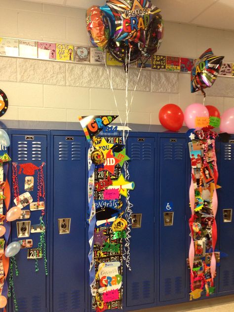 Decorated Lockers For Birthdays, Decorating Lockers For Birthdays, Senior Locker Ideas, Birthday Locker Ideas, Birthday Locker Decorations, Birthday Locker, Senior Year Scrapbook, Bd Ideas, Locker Ideas