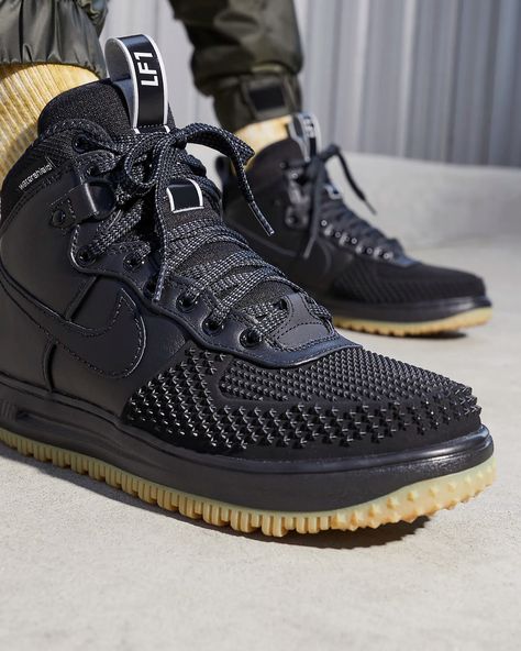 Discover great products at the best prices at Dealmoon. Nike Lunar Force 1 Men's Duckboot..com. Price:$134.97 at Nike Store Nike Lunar Force 1 Duckboot, Lunar Force 1 Duckboot, Moses Malone, Nike Lunar Force, Sneakers Sale, Charles Barkley, Nike Tennis, Nike Lunar, Retro Men