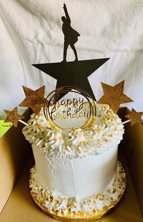 Musical Theatre Cake, Hamilton Themed Birthday Party, Hamilton Birthday Party Ideas, Birthday Necessities, Hamilton Birthday, Hamilton Party, Dr Pepper Cake, Theatre Cake, Broadway Theme