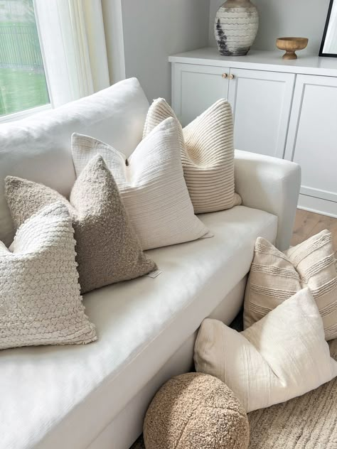 All White Pillows On Couch, White Couch With Neutral Pillows, Cream Textured Throw Pillows, Beige Throw Pillows Living Rooms, White Couch Neutral Pillows, Decorative Pillows Couch Sectional, Decorate Beige Couch, White Couch Throw Pillows Color Schemes, Pillows For Neutral Living Room