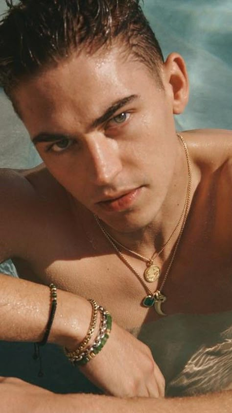 Hero Fiennes Tiffin Girlfriend, Hero Fiennes Tiffin Hot, Island Photo Ideas, Harden Scott, My Sweet Audrina, Hero Tiffin, Hero Fiennes Tiffin Hardin, Hero Finnes, Charles Lecrec