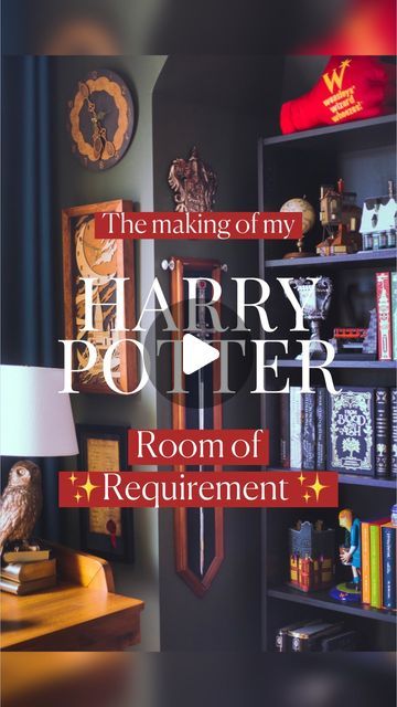 The Wizarding Sibs on Instagram: "✨ 𝐌𝐚𝐤𝐢𝐧𝐠 𝐨𝐟 𝐦𝐲 𝐇𝐚𝐫𝐫𝐲 𝐏𝐨𝐭𝐭𝐞𝐫 𝐑𝐨𝐨𝐦✨ The making of my Harry Potter room! 🪄 It’s been officially a year since I began transforming this boring white room into the Room of Requirement of my dreams! ✨My goal was to make it a functional space with a dark academia aesthetic and a mix of a cabinet curiosity, Harry Potter, and my other beloved fandoms on display🖤 ✨ Favourite Corner: The cozy fireplace with the Black Family Tree (best FB marketpl Black Family Tree Wallpaper, The Black Family Tree, Harry Potter Office Decor, Harry Potter Room Decor Bedroom Ideas, Harry Potter Room Aesthetic, Family Tree Wallpaper, Harry Potter Aesthetic Room Decor, Harry Potter Inspired Room, Black Family Tree