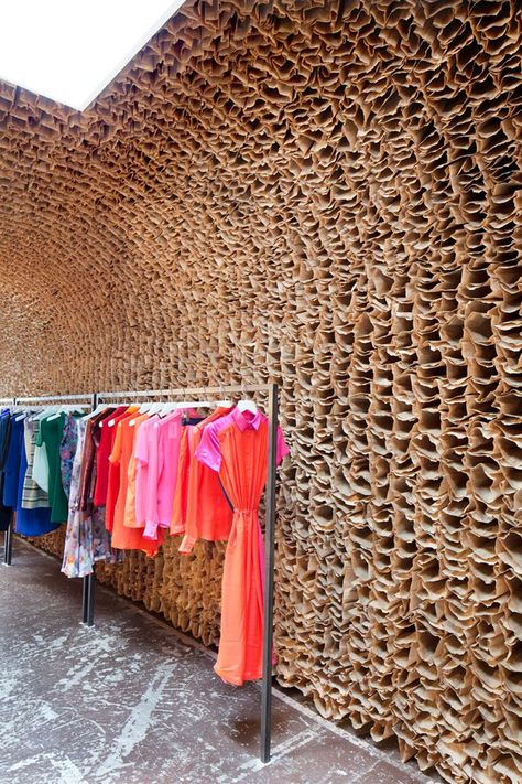 just an idea Paper Bag Walls, Store Interiors, Honeycomb Paper, Retail Store Design, Brown Paper Bag, Retail Interior, Store Interior, Retail Space, Shop Interiors