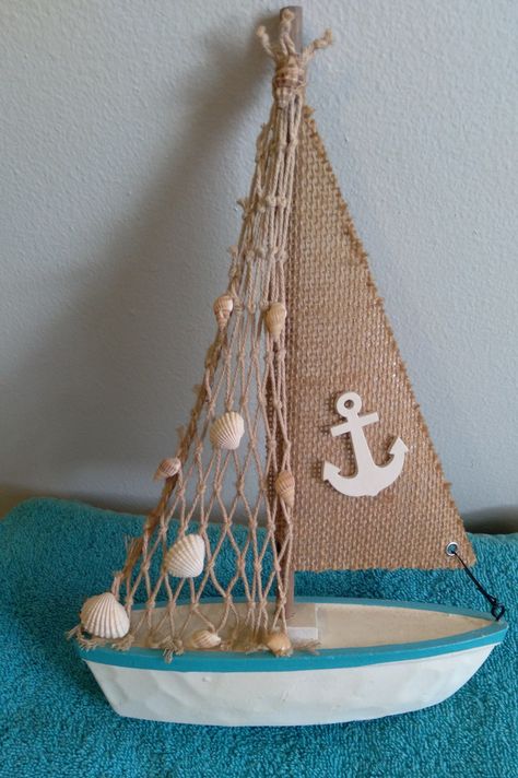 Boat Reference, Nautical Decor Diy, Beach Crafts Diy, Beach Themed Crafts, Diy Beach Decor, Driftwood Art Diy, Nautical Crafts, Shell Crafts Diy, Sea Crafts