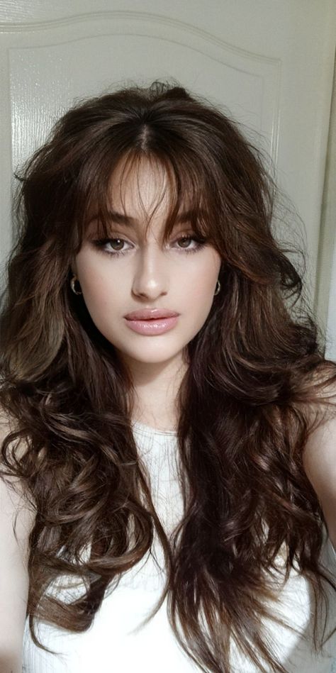 Hair inspo Bang Haircut Ideas, Long Hair Curtain Bangs, Bang Haircut, Round Face Curly Hair, Long Voluminous Hair, Long Layered Curly Hair, Hair Curtain Bangs, Wavy Layered Hair, Bangs Wavy Hair