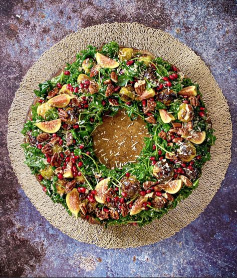 Christmas Wreath Salad With Roasted Sprouts, Pomegranate, Figs & Maple Pecans Salad Wreath Christmas, Wreath Salad Christmas, Christmas Wreath Salad, Salad Wreath, Wreath Salad, Roasted Veg Salad, Charcuterie Wreath, Maple Pecans, Squid Salad