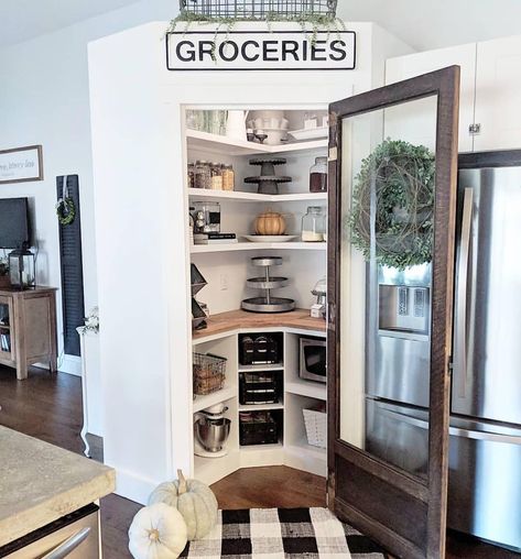 Becky/Rebecca on Instagram: “Happy Saturday to you all! Can we all just take a moment to admire @whiteblossomhome glass door “appliance center” 🥰 I drool over this…” Corner Pantry Ideas, Pantry Redo, Open Pantry, Farmhouse Pantry, Corner Pantry, Pantry Remodel, Pantry Ideas, Kitchen Pantry Design, Pantry Door