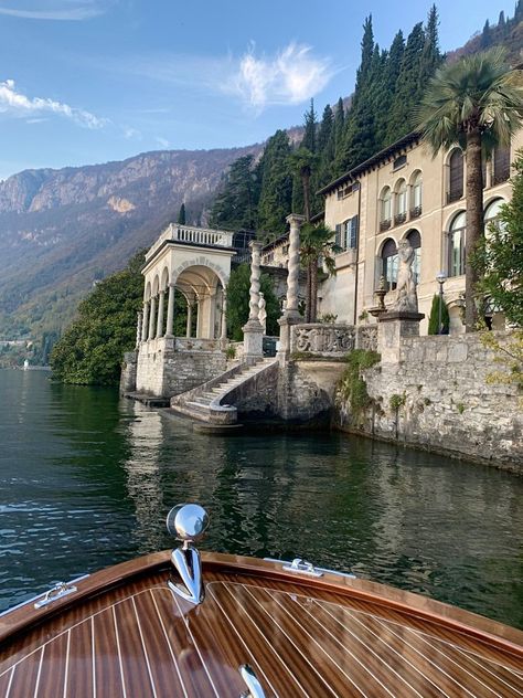 Lac Como, Italy Vibes, Italy Aesthetic, Dream Lifestyle, Northern Italy, Beautiful Places To Travel, Lake Como, Pretty Places, Luxury Life