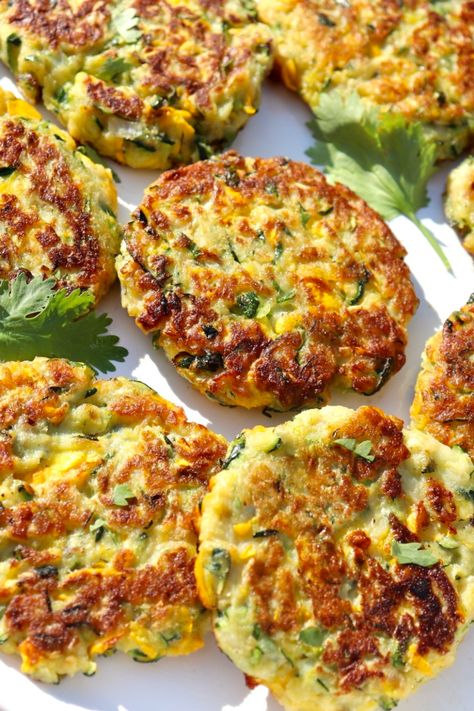 Squash Benefits, Vegan Zucchini Fritters, Zucchini Fritters Recipe, Cherry Tomato Sauce, Fritters Recipe, Vegan Entree, Zucchini Lasagna, Vegan Zucchini, Corn Fritters