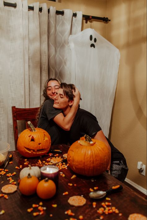 Fall Date Ideas, Halloween Date, Cheap Date Ideas, Dream Dates, Romantic Date Night Ideas, Fall Dates, Cute Date Ideas, Home Decor Idea, Home Decor Ideas Living Room