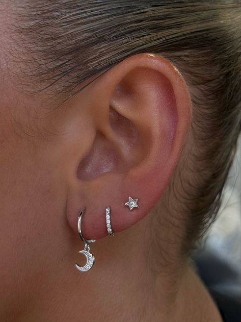 Both Ear Piercings, Silver Earrings Piercings, Minimalist Ear Piercings Silver, Earring Set Silver, Jewellery Silver Earrings, Earings Piercings Silver, Cool Silver Earrings, 3 Ear Piercings Silver, Jewellery Stacks Silver