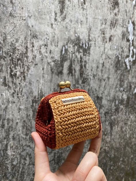 Crochet Wallet, Crochet Coin Purse, Crochet Bag Pattern Free, Crochet Pouch, Crochet Clutch, Crochet Handbags Patterns, Pouch Pattern, Crochet Bags Purses, Crochet Tote