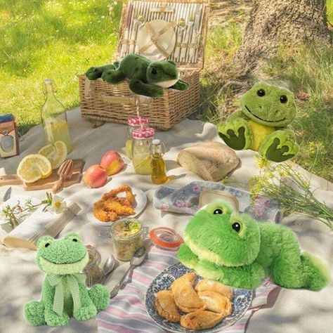 Sisters Day, Picnic Spring, Cozy Love, Slide On, Frogs, Tea Party, We Heart It, Lost